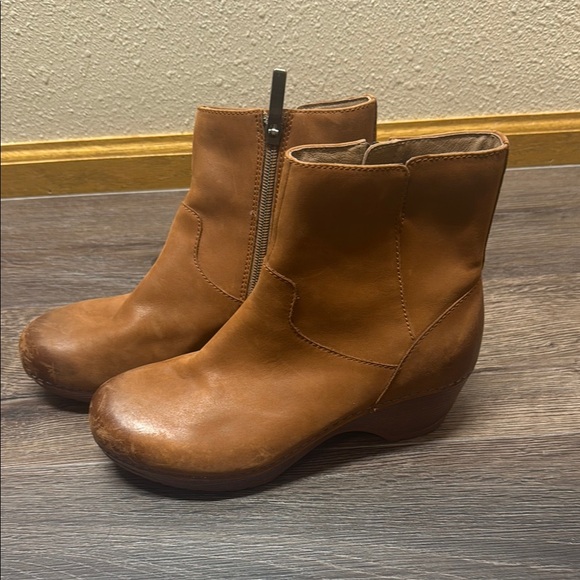 Dansko Meghan Boots - Picture 2 of 7